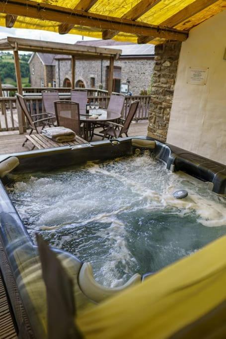 Millers Cottage Llandysul 外观 照片